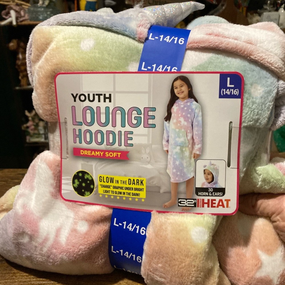 32 Degrees new youth lounge hoodie